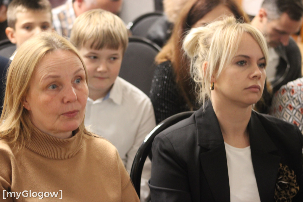 Zdolni uczniowie nagrodzeni za naukę i zachowanie