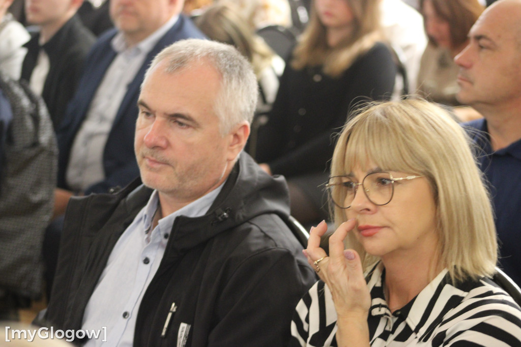Zdolni uczniowie nagrodzeni za naukę i zachowanie