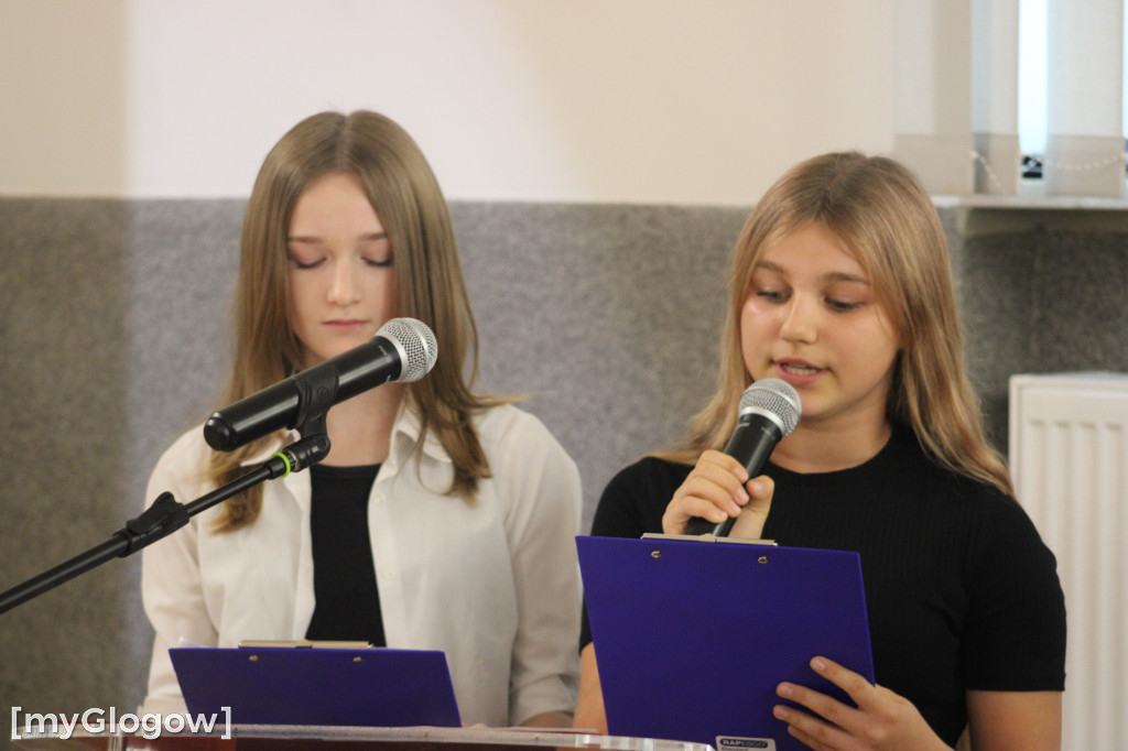 Zdolni uczniowie nagrodzeni za naukę i zachowanie