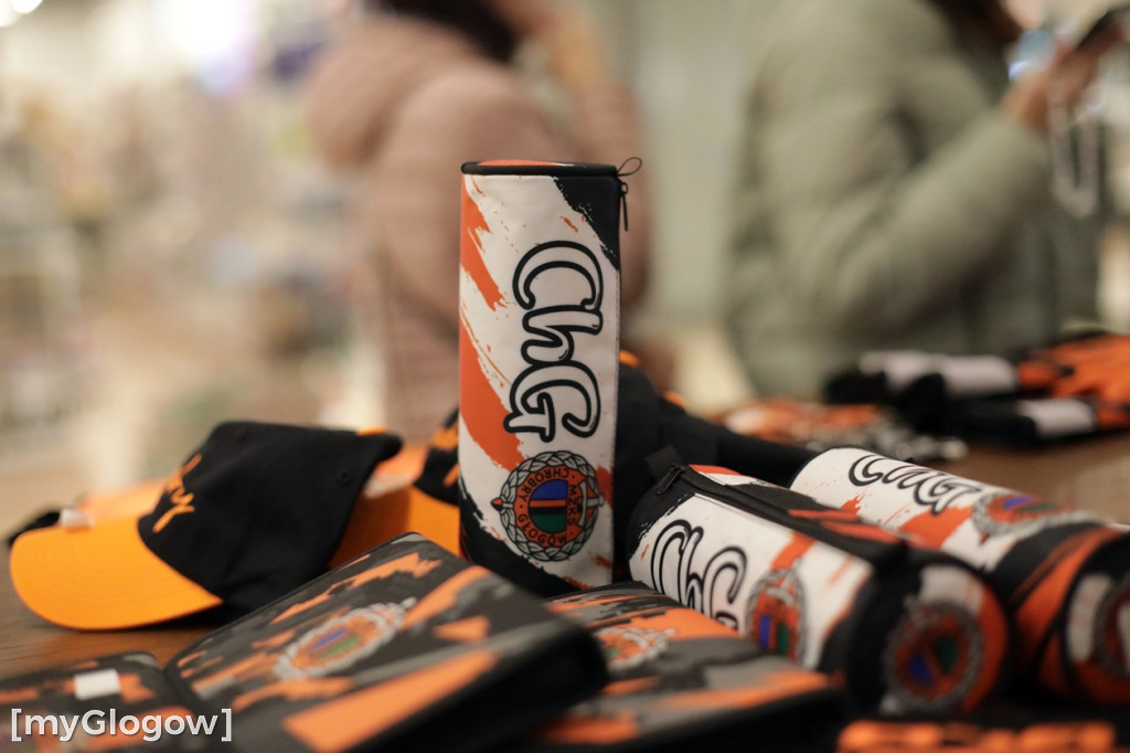 Piłkarze Chrobrego Głogów rozdawali autografy