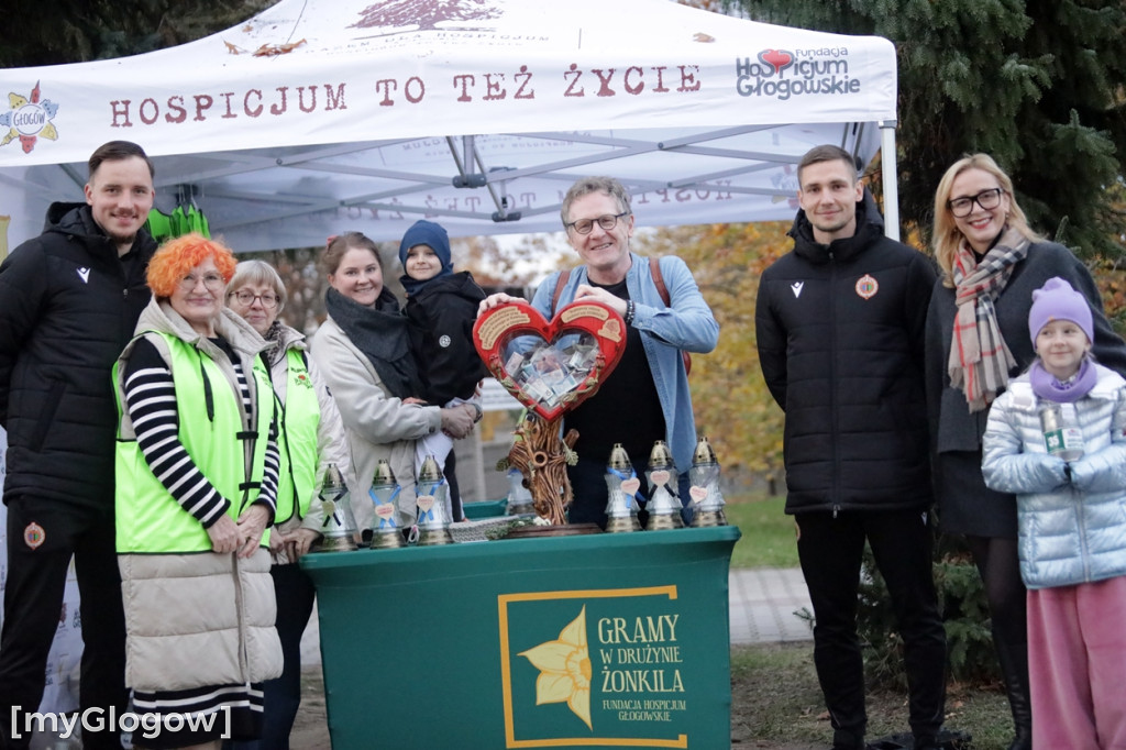 Pomagają harcerze i piłkarze, wszyscy dla fundacji