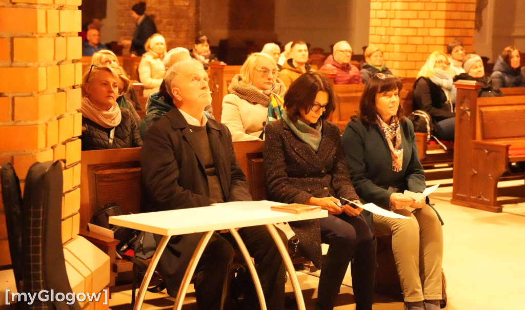 Noc Światła rozbłysła radością w kolegiacie