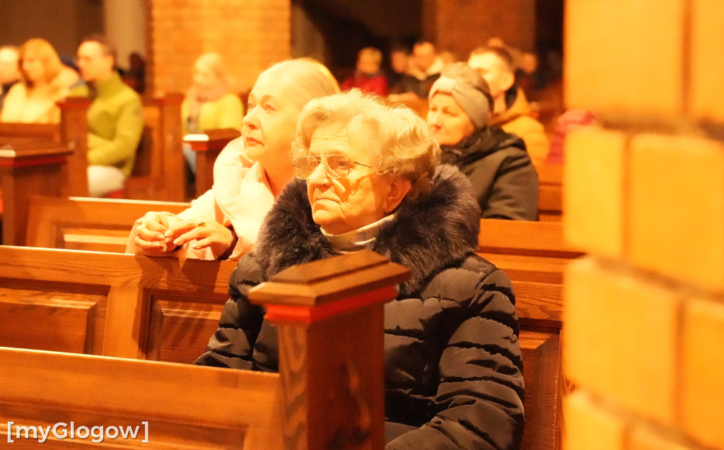 Noc Światła rozbłysła radością w kolegiacie