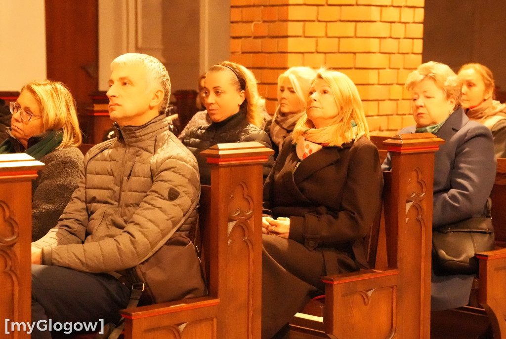 Noc Światła rozbłysła radością w kolegiacie