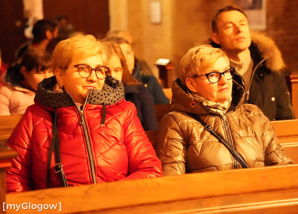 Noc Światła rozbłysła radością w kolegiacie