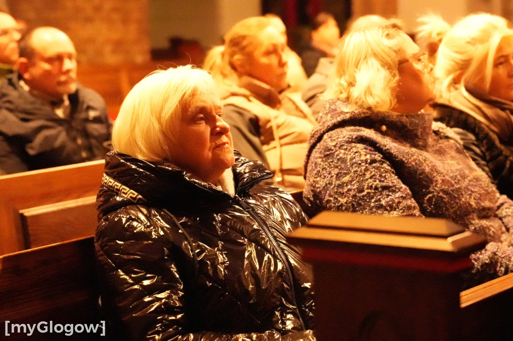 Noc Światła rozbłysła radością w kolegiacie