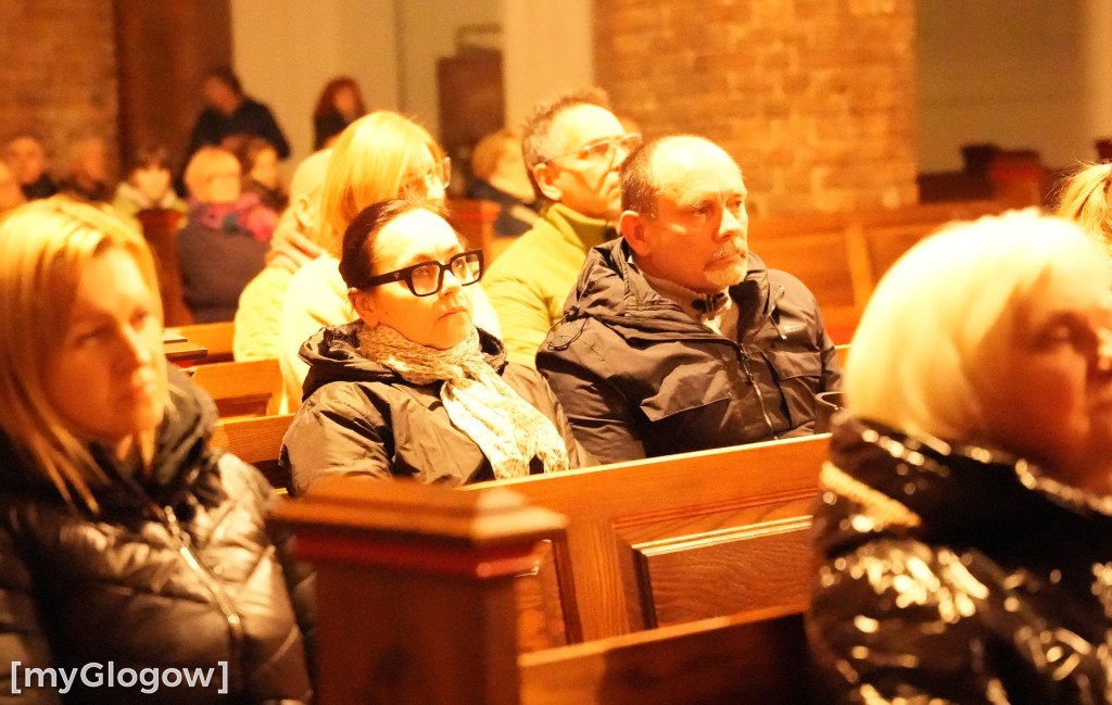 Noc Światła rozbłysła radością w kolegiacie