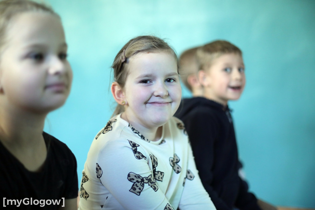 Uczniowie trenowali ze szczypiornistami