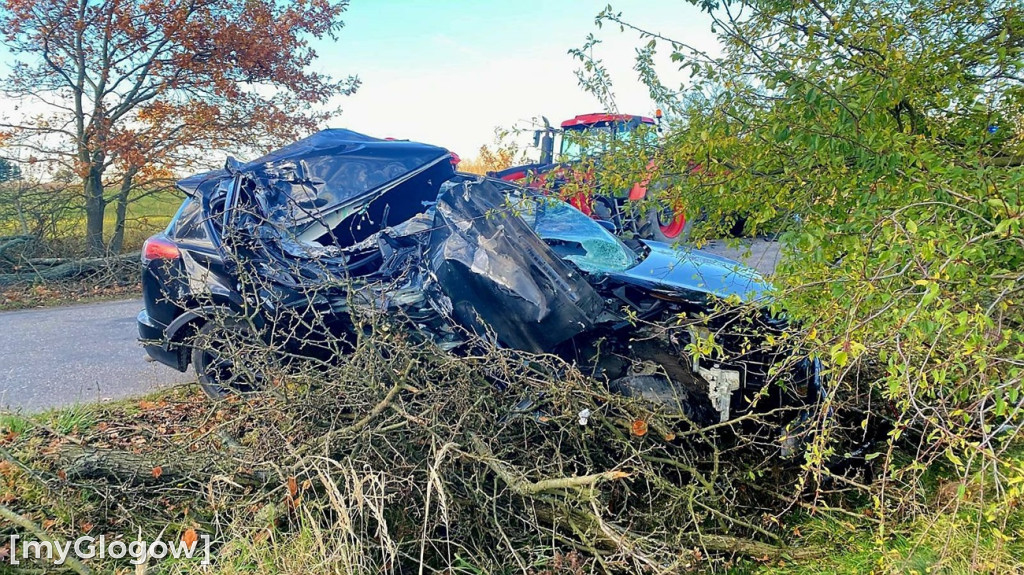 Auto staranowało ciągnik