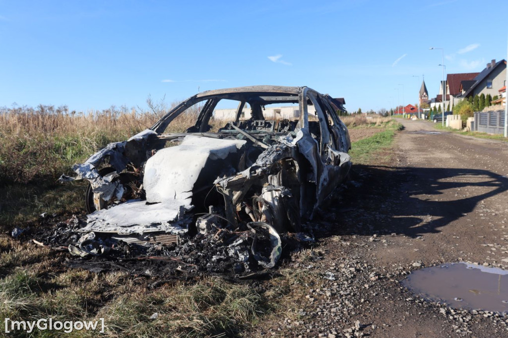 Pożar BMW w Głogowie
