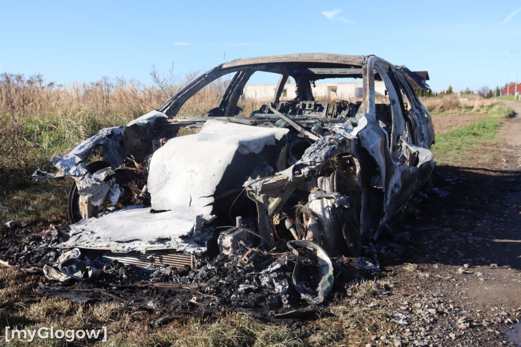 Pożar BMW w Głogowie