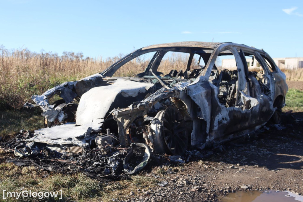 Pożar BMW w Głogowie