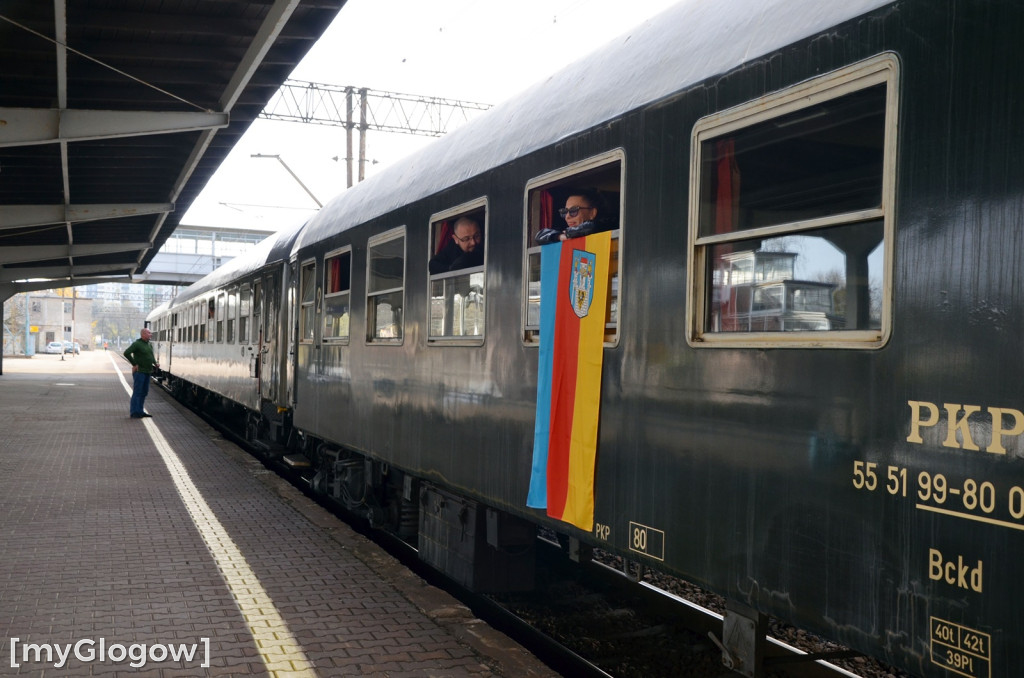 Pociąg retro w Głogowie