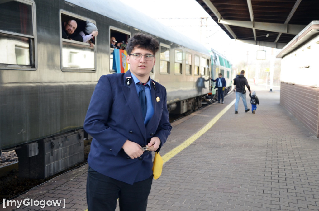 Pociąg retro w Głogowie