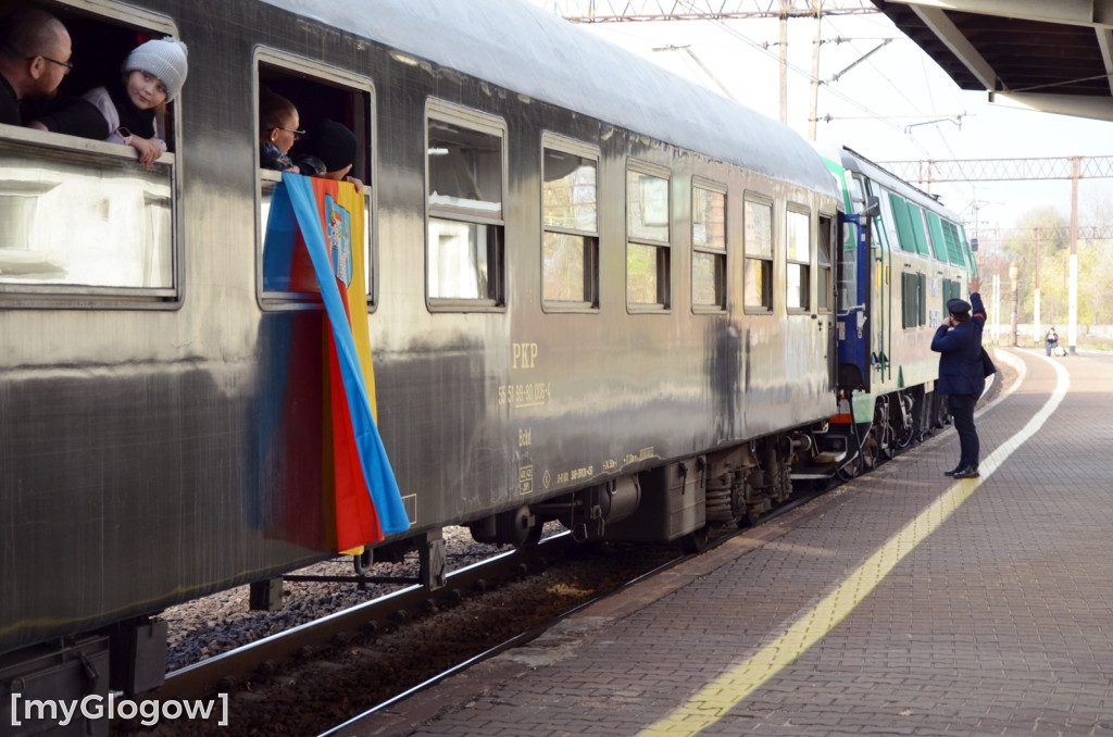 Pociąg retro w Głogowie
