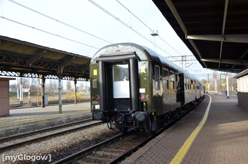 Pociąg retro w Głogowie