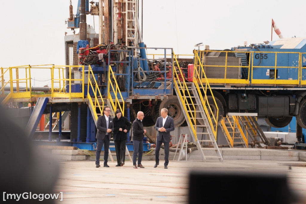 Donald Tusk na budowie szybu KGHM w Retkowie