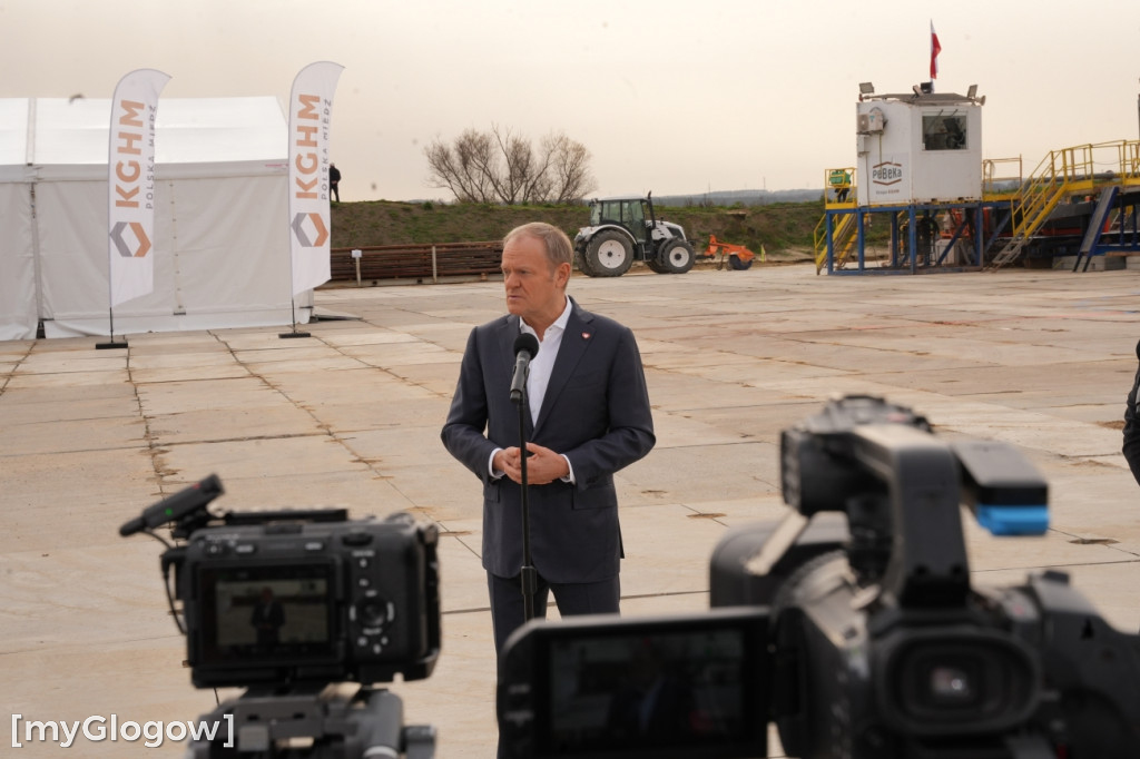 Donald Tusk na budowie szybu KGHM w Retkowie