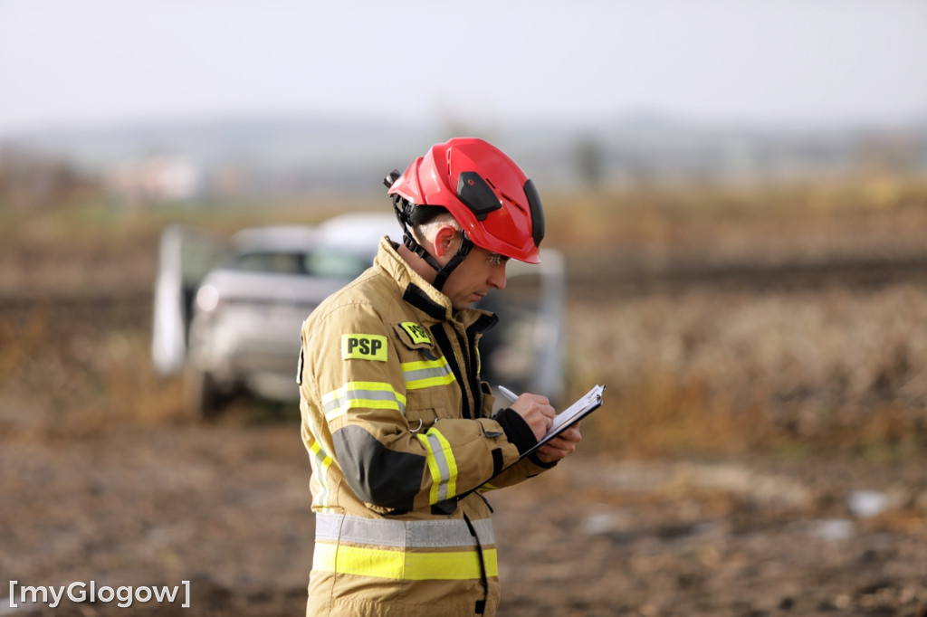 Wypadek na skrzyżowaniu. Trzy osoby poszkodowane