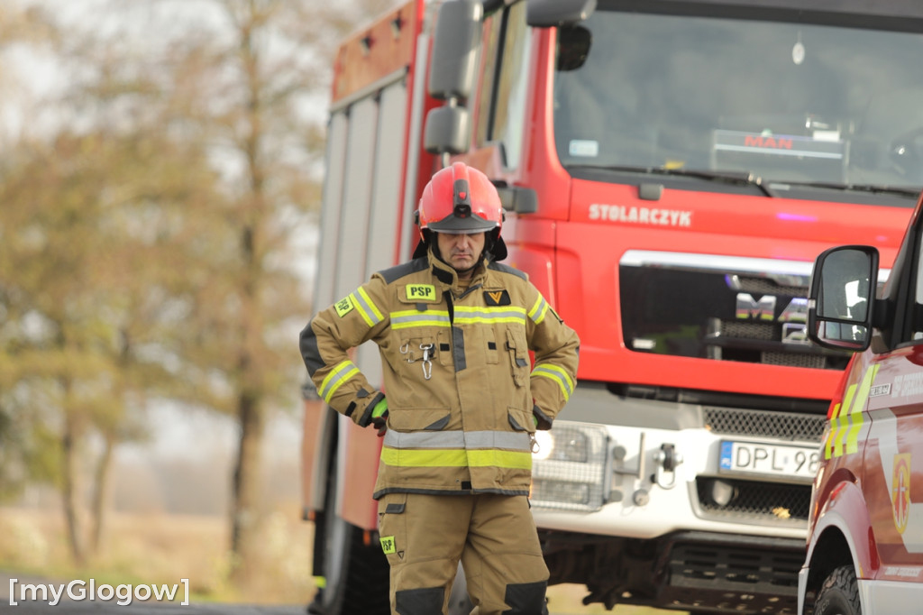 Wypadek na skrzyżowaniu. Trzy osoby poszkodowane