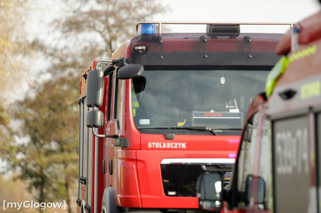 Wypadek na skrzyżowaniu. Trzy osoby poszkodowane