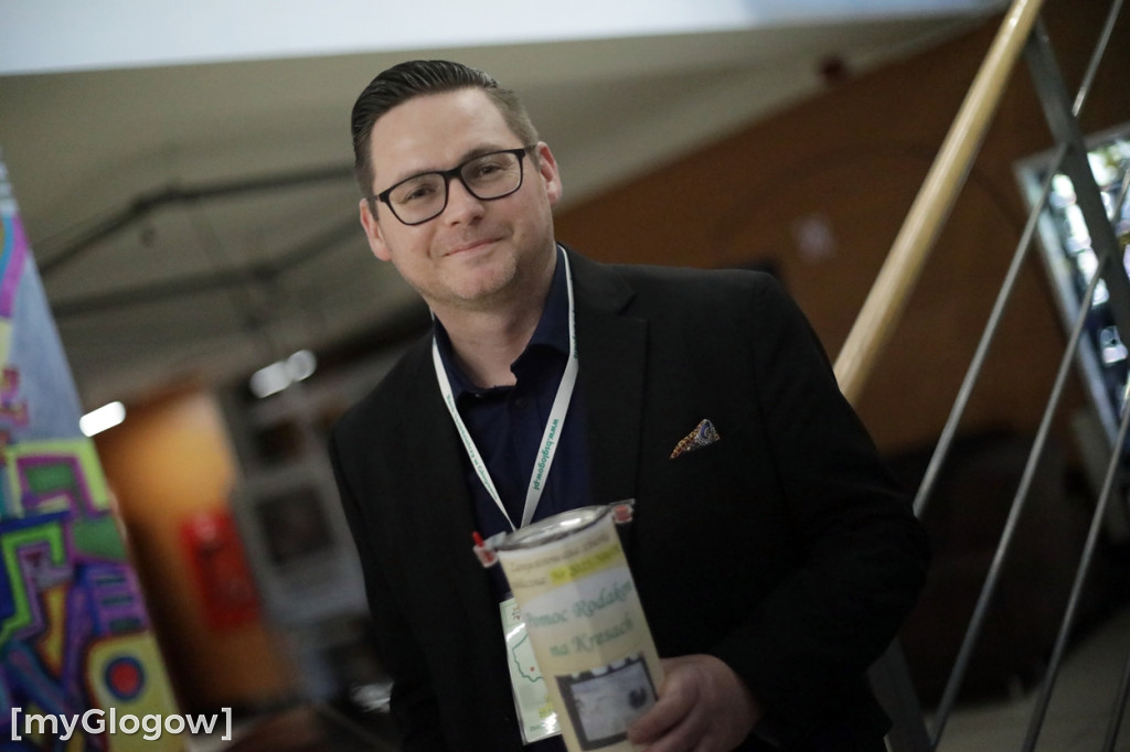 Charytatywny koncert ze zbiórką w tle