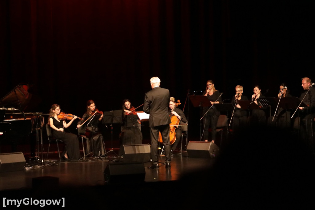 Charytatywny koncert ze zbiórką w tle