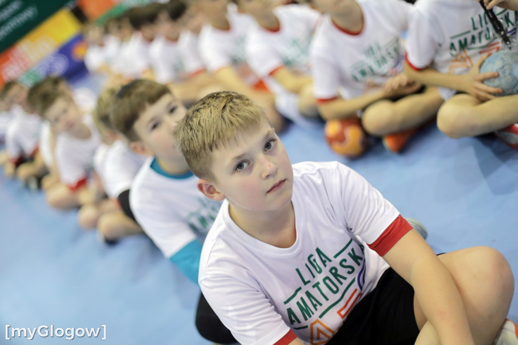 Święto piłki ręcznej! Uczniowie na parkiecie