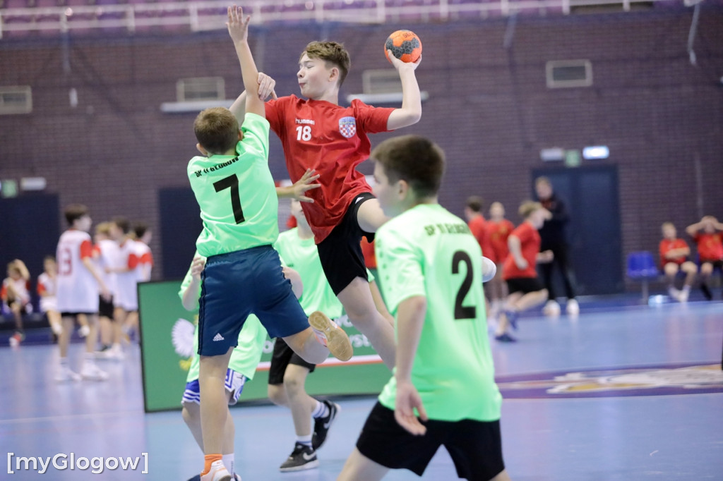 Święto piłki ręcznej! Uczniowie na parkiecie