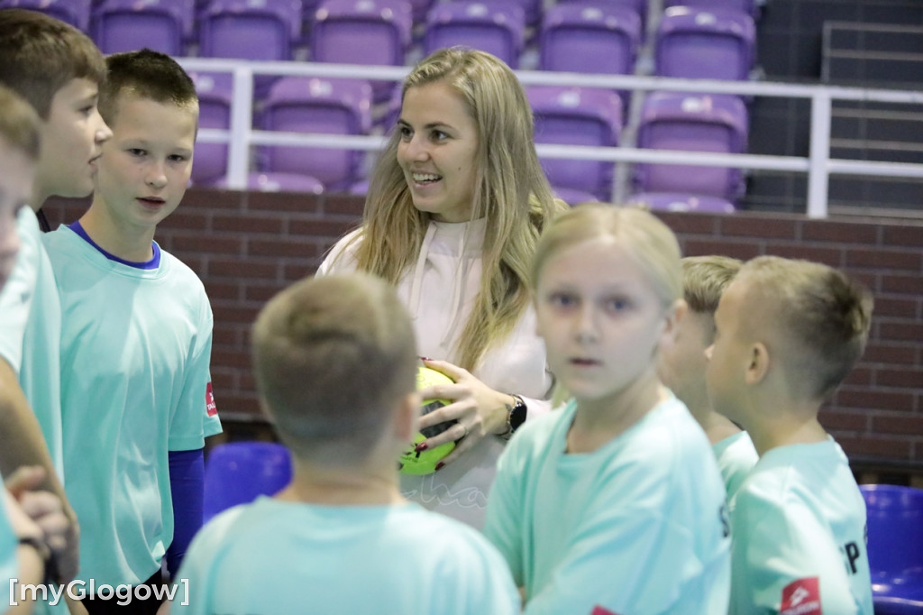 Święto piłki ręcznej! Uczniowie na parkiecie