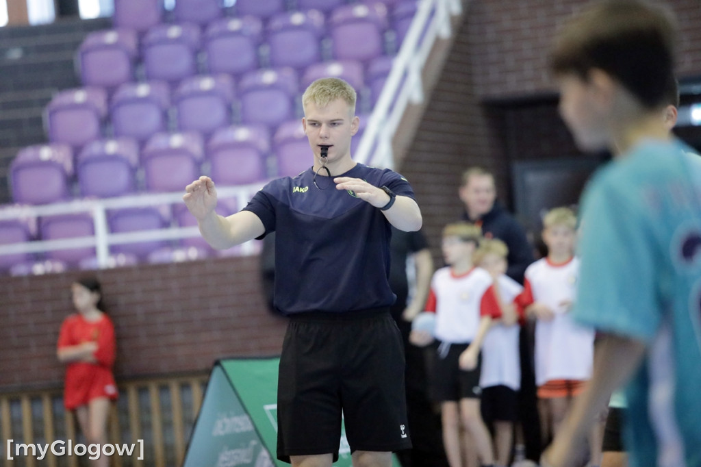 Święto piłki ręcznej! Uczniowie na parkiecie