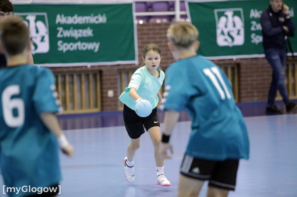 Święto piłki ręcznej! Uczniowie na parkiecie