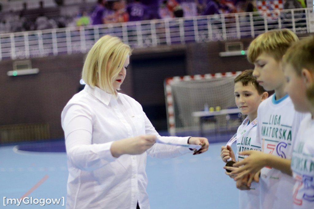 Święto piłki ręcznej! Uczniowie na parkiecie