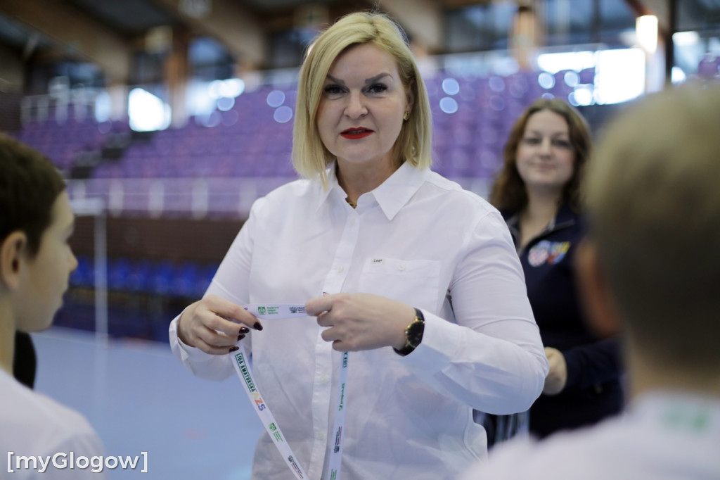 Święto piłki ręcznej! Uczniowie na parkiecie