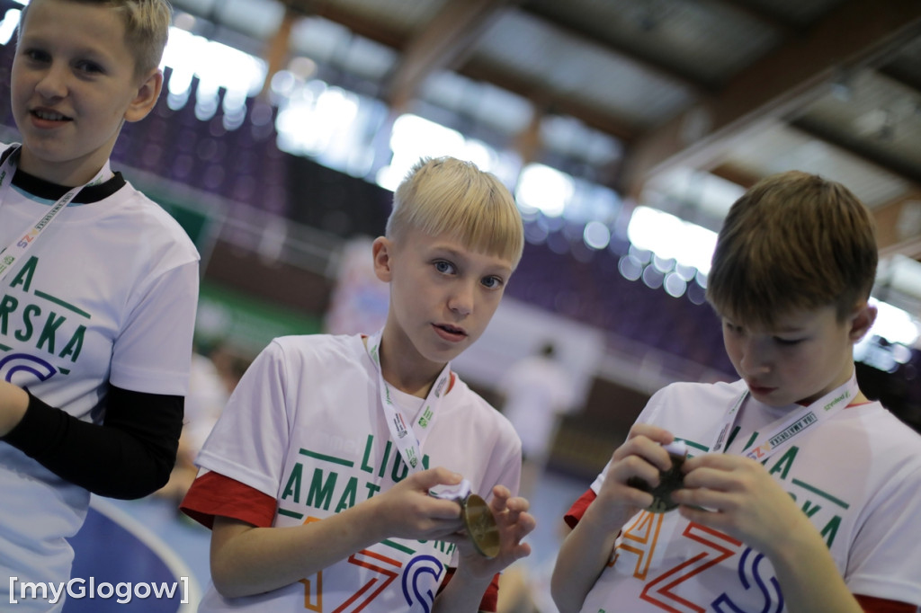 Święto piłki ręcznej! Uczniowie na parkiecie