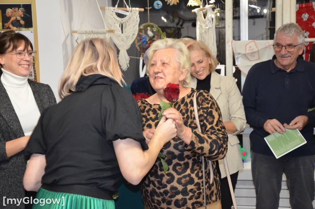 Wystawa rękodzieła seniorów otwarta