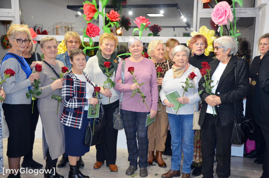 Wystawa rękodzieła seniorów otwarta