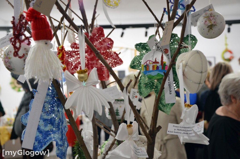 Wystawa rękodzieła seniorów otwarta