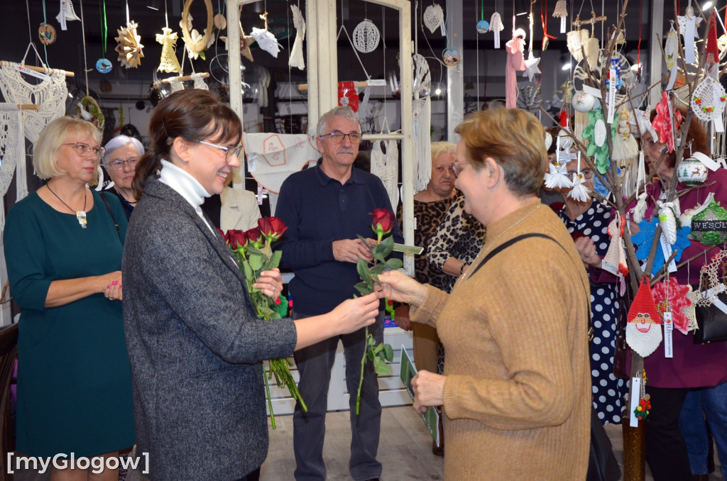 Wystawa rękodzieła seniorów otwarta