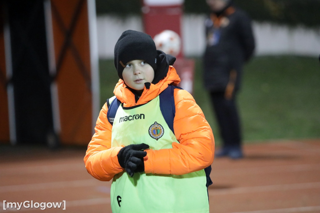 Kibice na stadionie, Chrobry w gazie