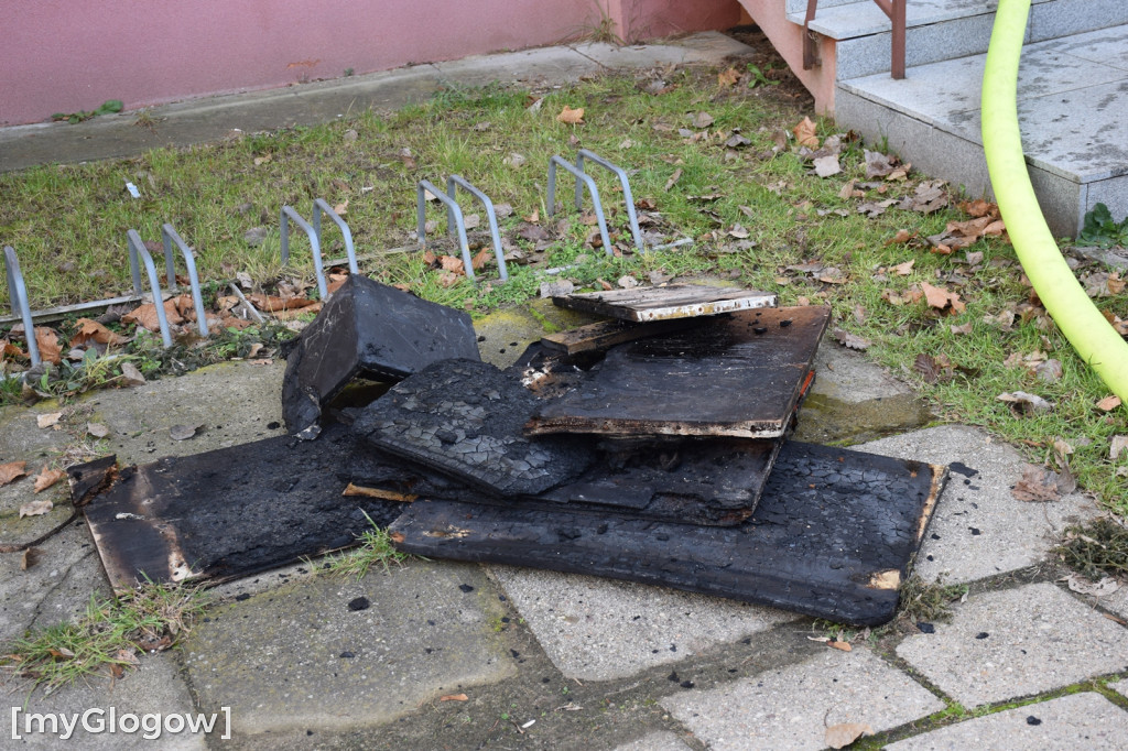 Pożar w bloku na os. Kopernik w Głogowie