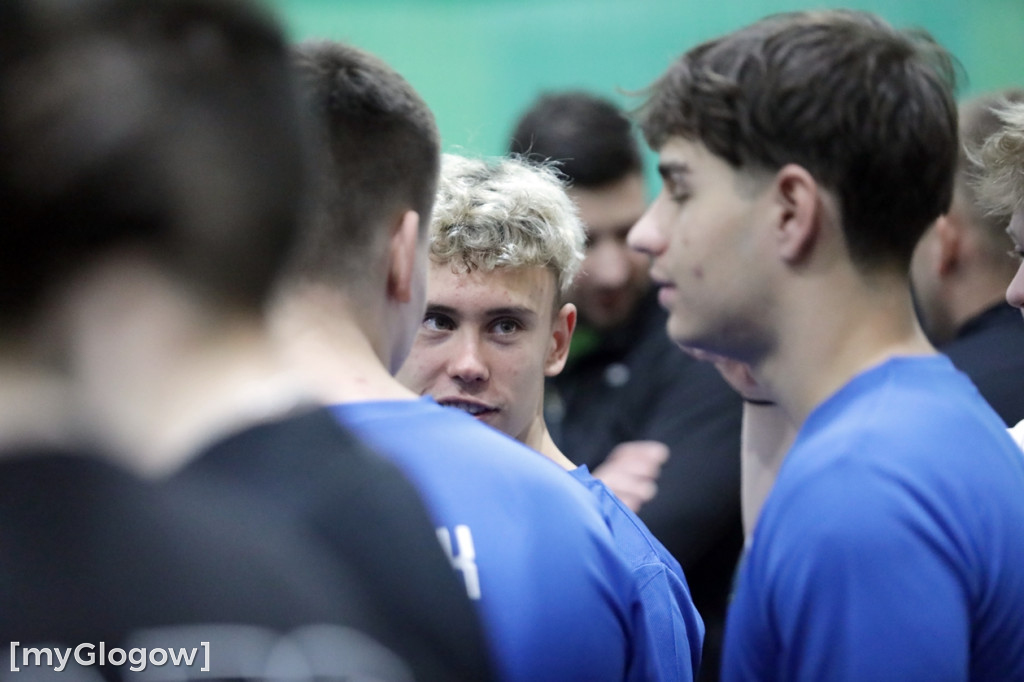 W Głogowie grają w siatkówkę i pomagają