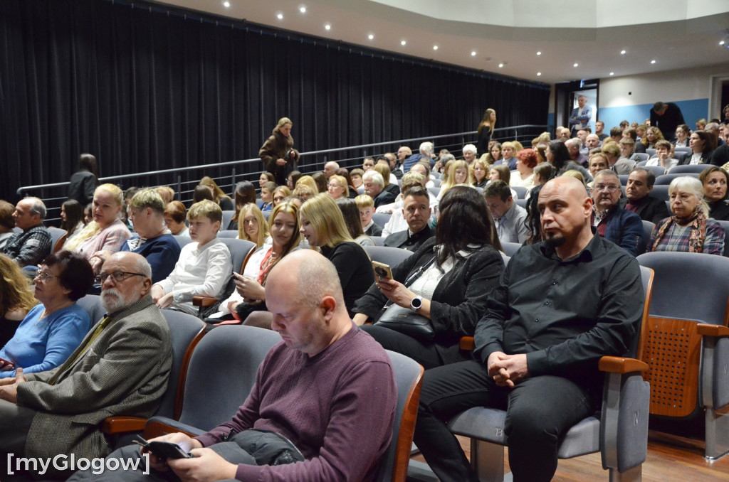 Wręczenie stypendiów naukowych prezydenta, część 1