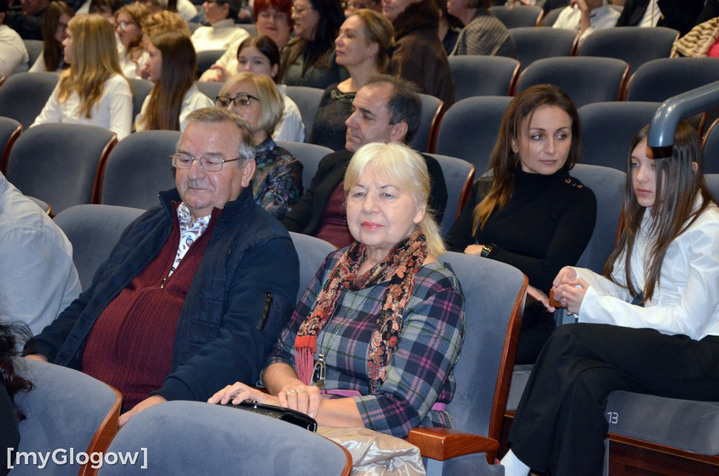 Wręczenie stypendiów naukowych prezydenta, część 1