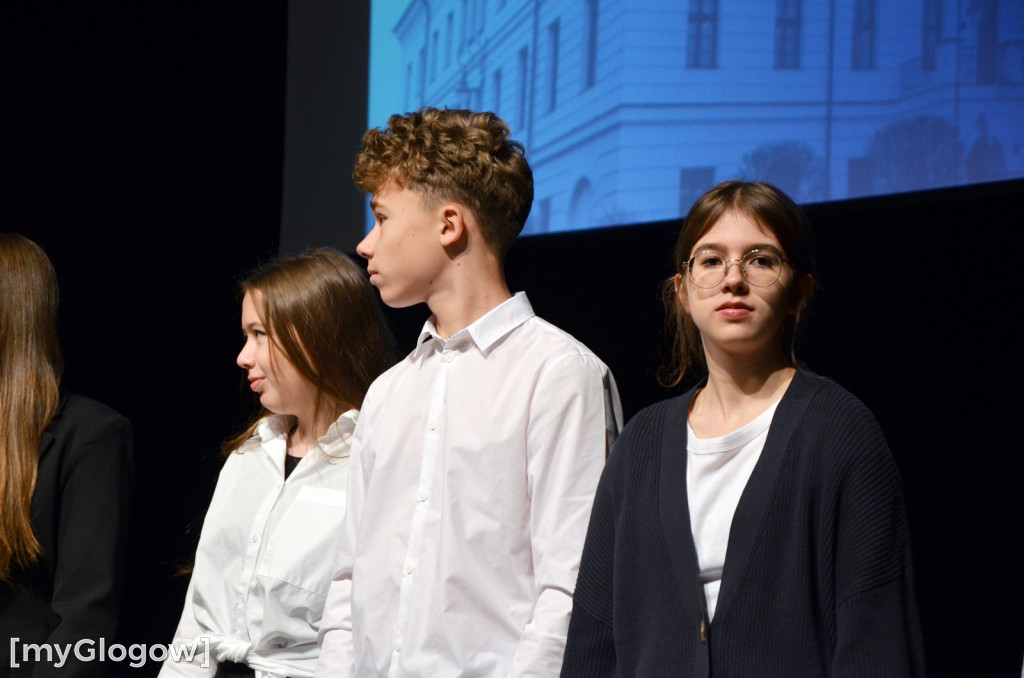 Wręczenie stypendiów naukowych prezydenta, część 1