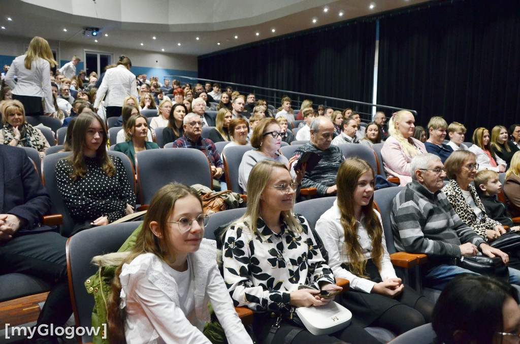 Wręczenie stypendiów naukowych prezydenta, część 1