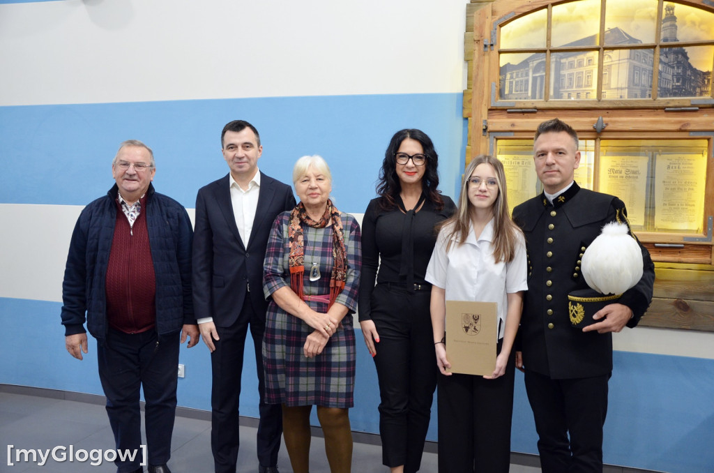 Wręczenie stypendiów naukowych prezydenta, część 1