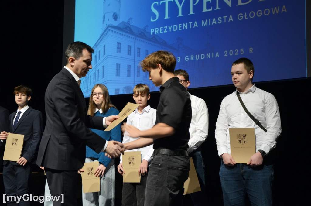 Wręczenie stypendiów prezydenta - cz. 2