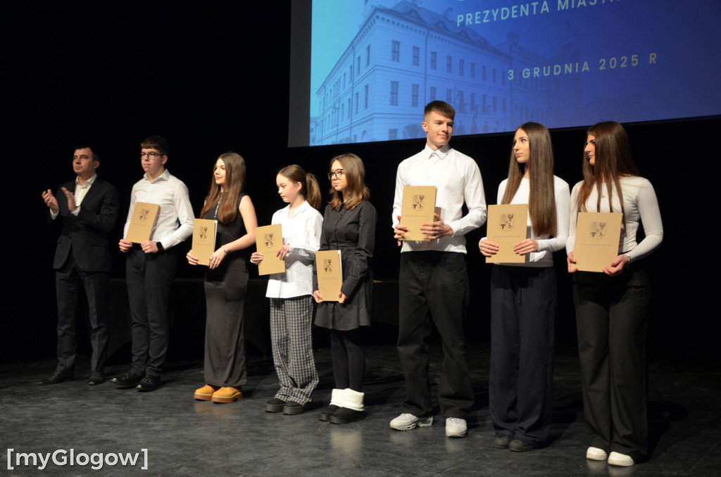 Wręczenie stypendiów prezydenta - cz. 2