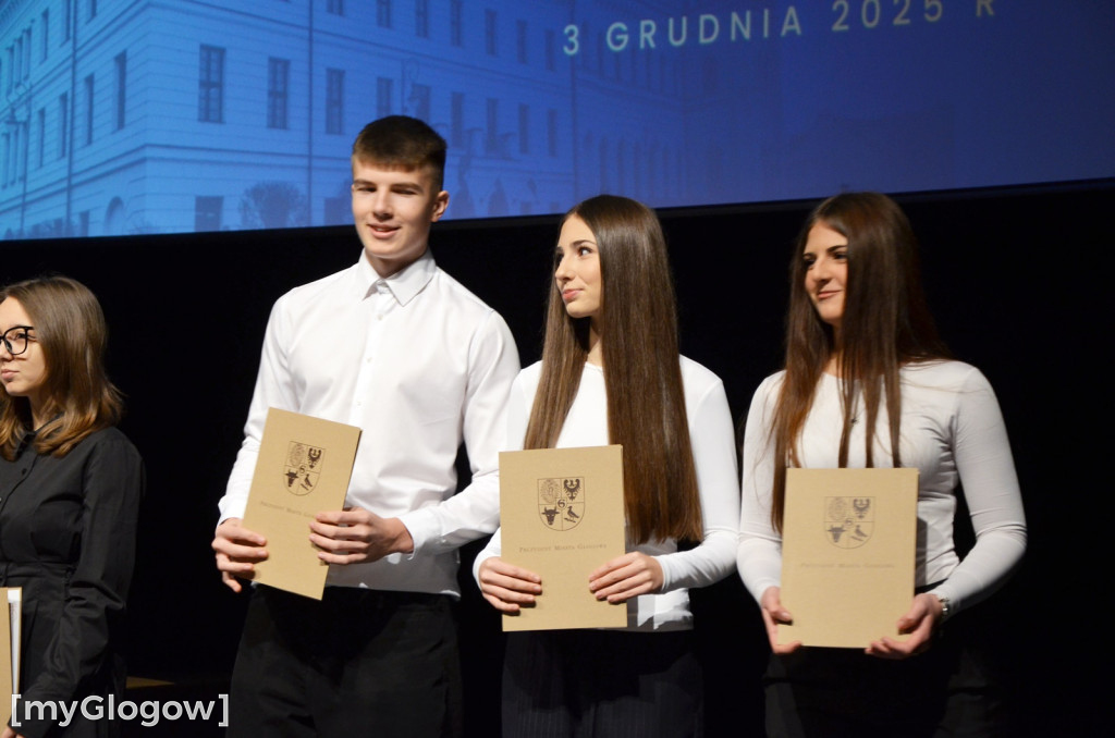 Wręczenie stypendiów prezydenta - cz. 2